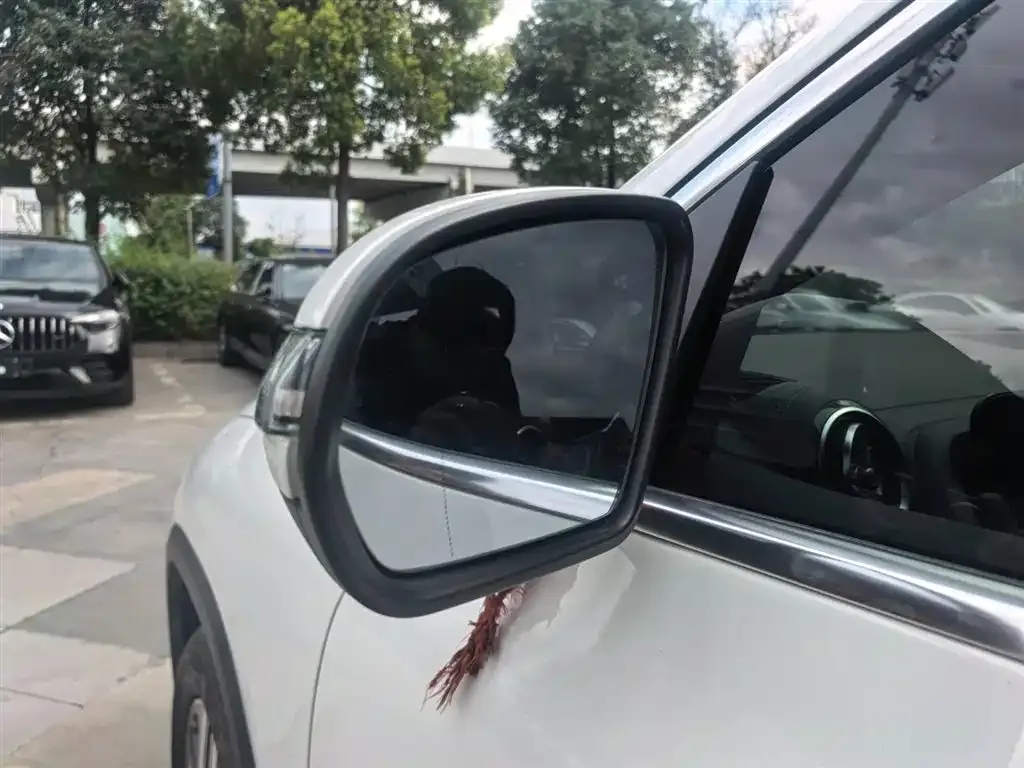 Mercedes-Benz EQA 2023 из CN, фото 5