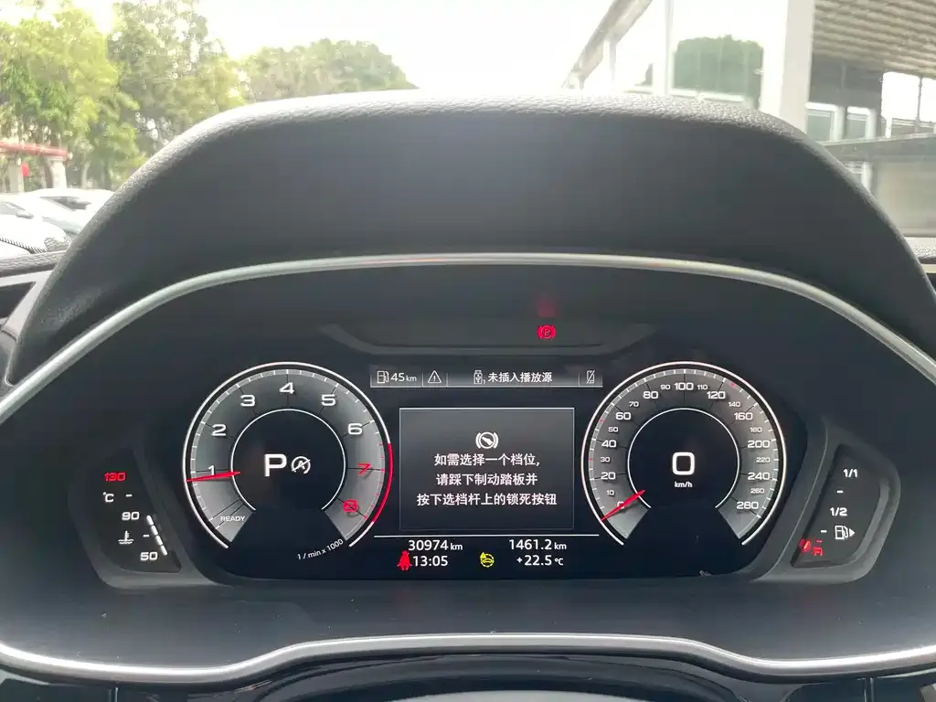 Audi Q3 2021 из CN, фото 5