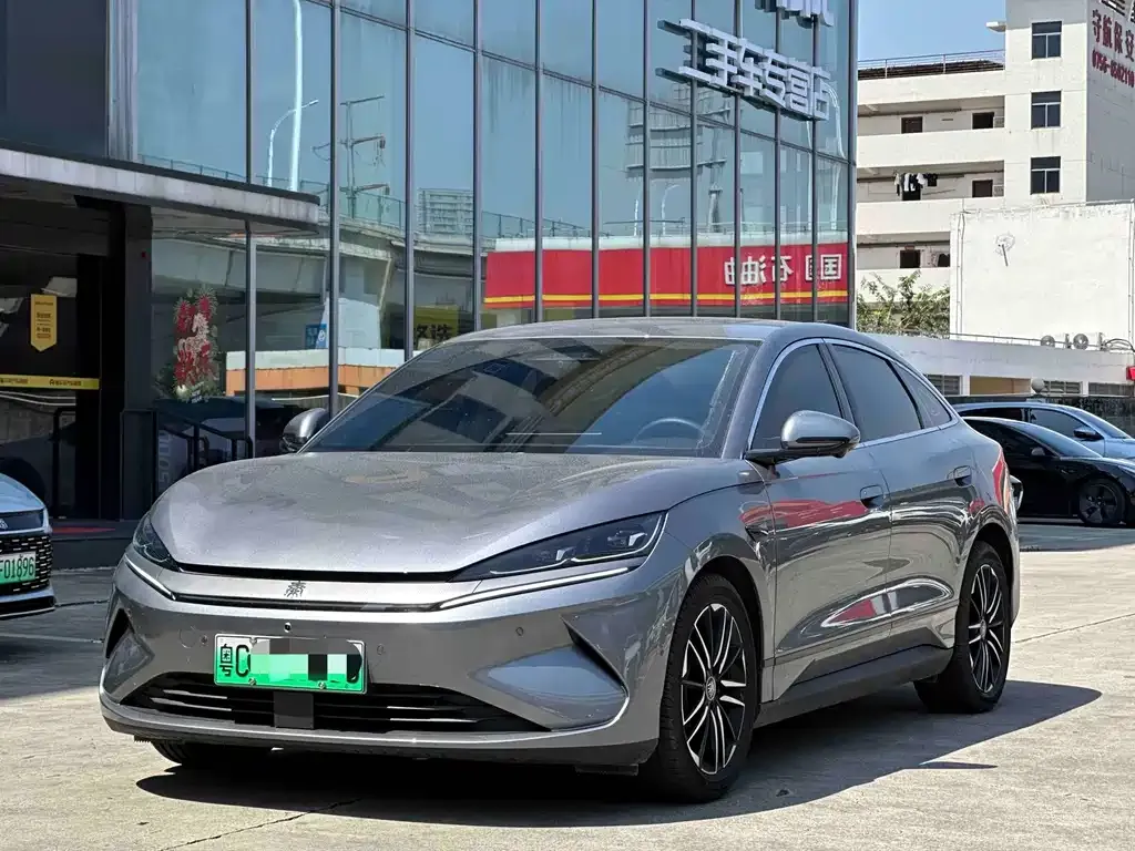 BYD Qin L — фото 1