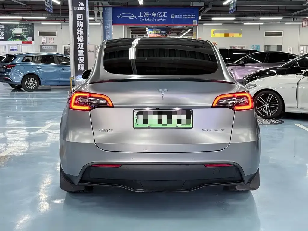 Tesla Model Y — фото 7