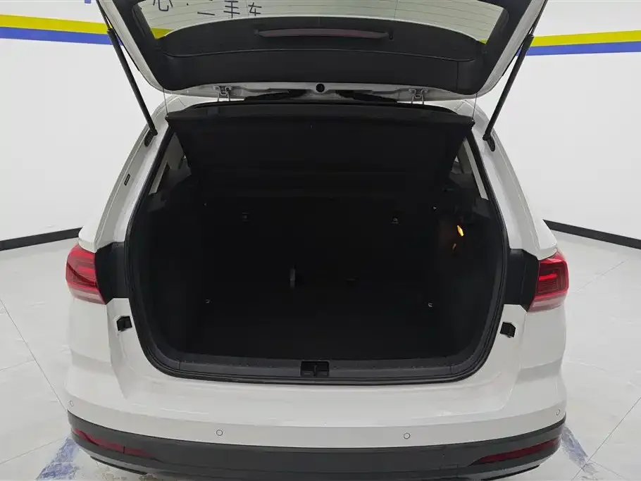 Volkswagen Tharu 2022 из CN, фото 9