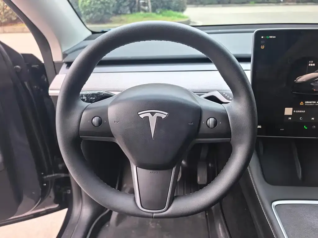 Tesla Model Y 2024 из CN, фото 5