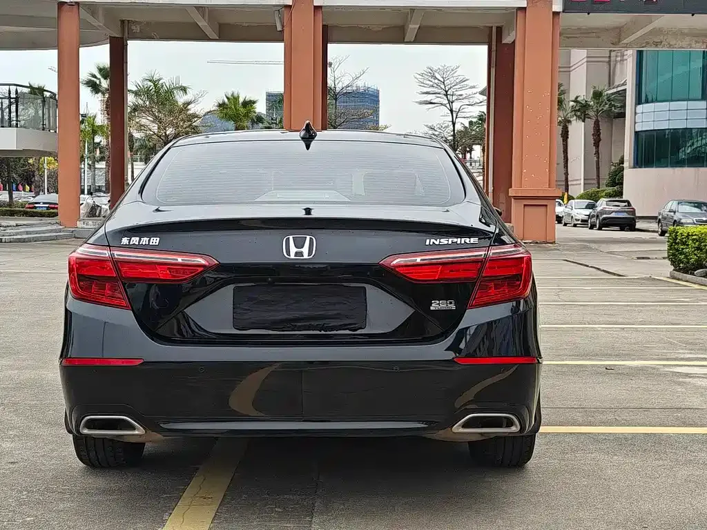 Honda Inspire — фото 5
