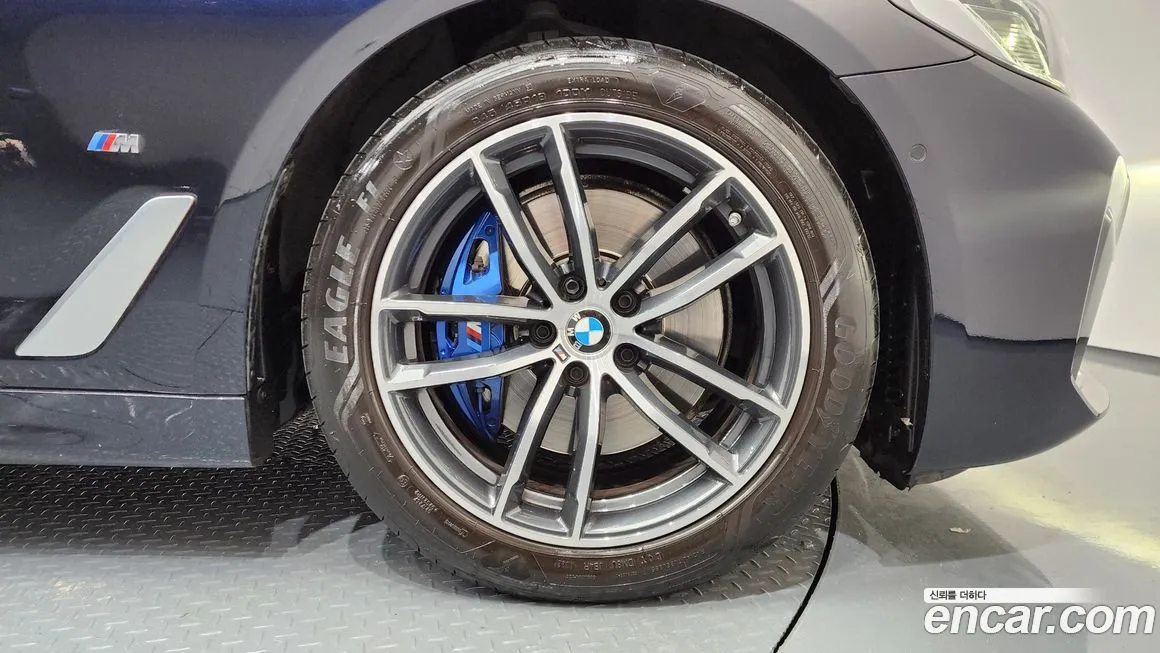 BMW 5-Series 2023 из KR, фото 4