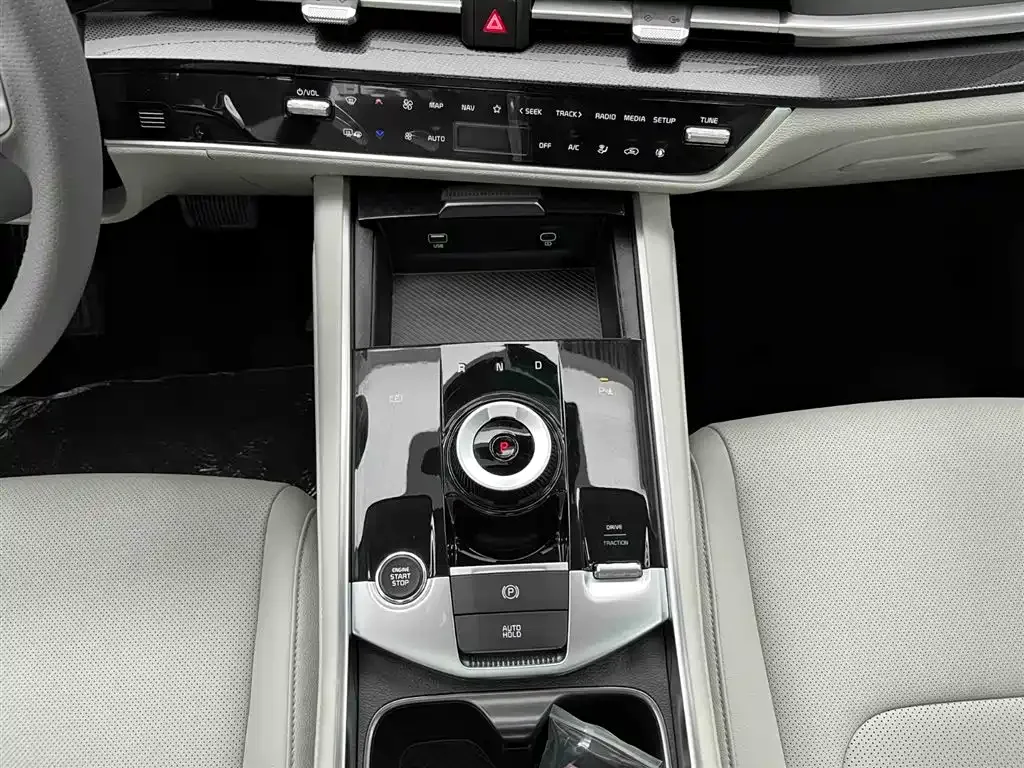 Kia Sportage 2025 из CN, фото 4