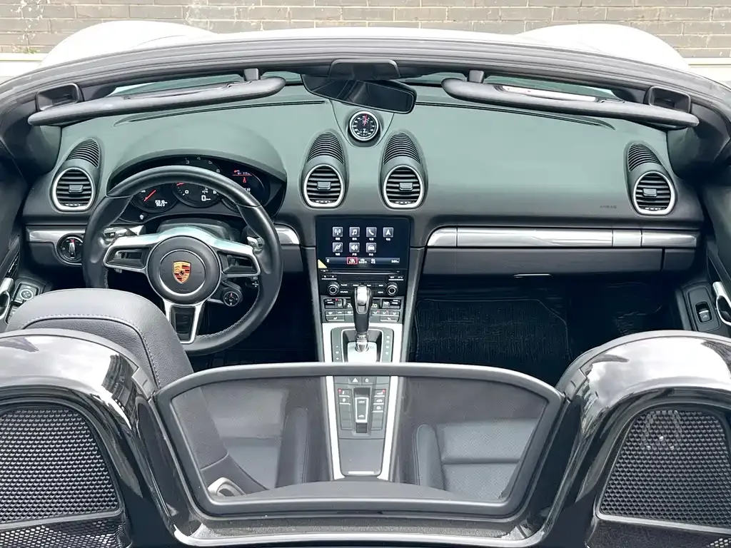 Porsche 718 — фото 10