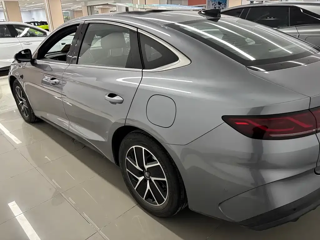 BYD Qin L 2025 из CN, фото 3