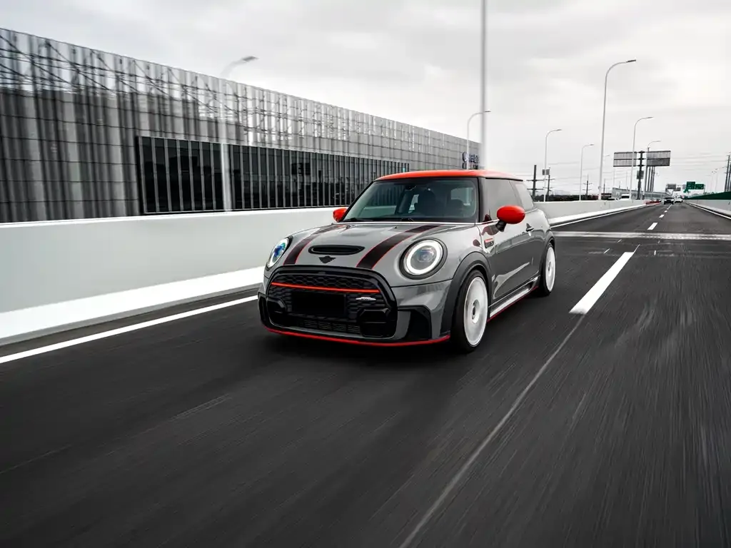 MINI Cooper (3-door) 2022 из CN, фото 7