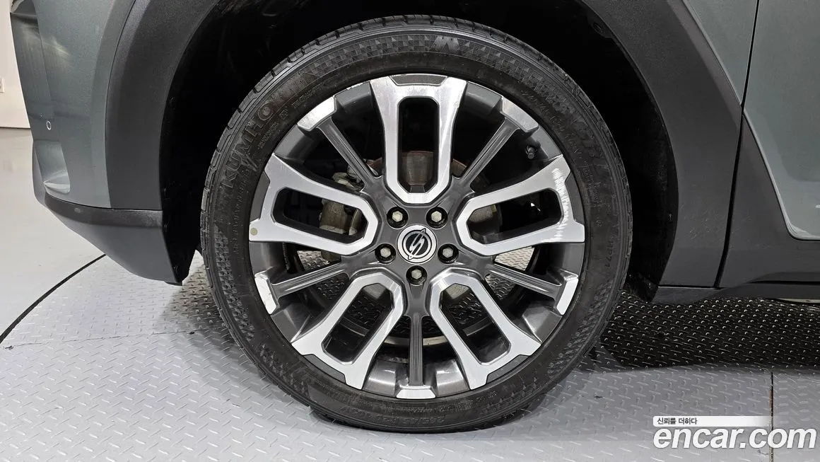 KG Mobility (Ssangyong) Torres 2023 из KR, фото 7