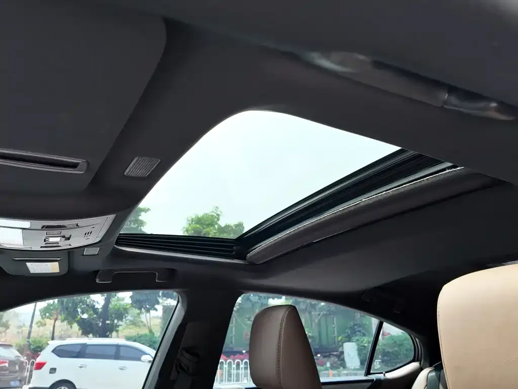 Lexus ES 2025 из CN, фото 2