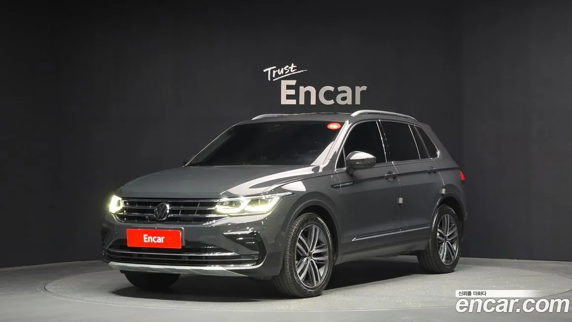 Volkswagen Tiguan — фото 1