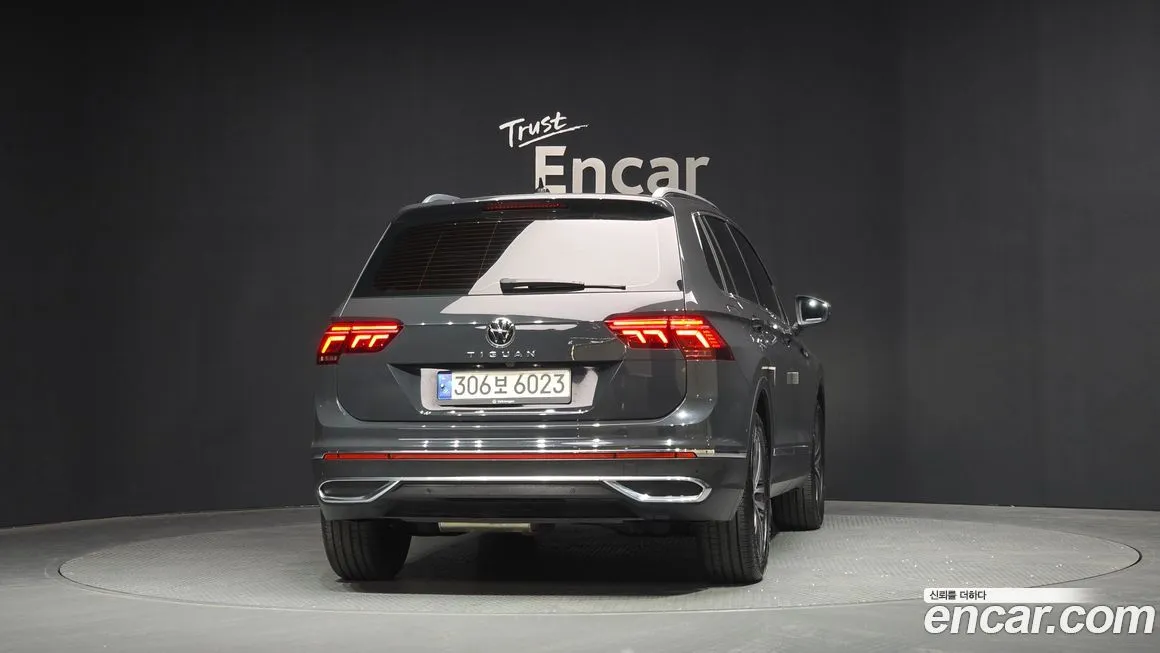 Volkswagen Tiguan — фото 2