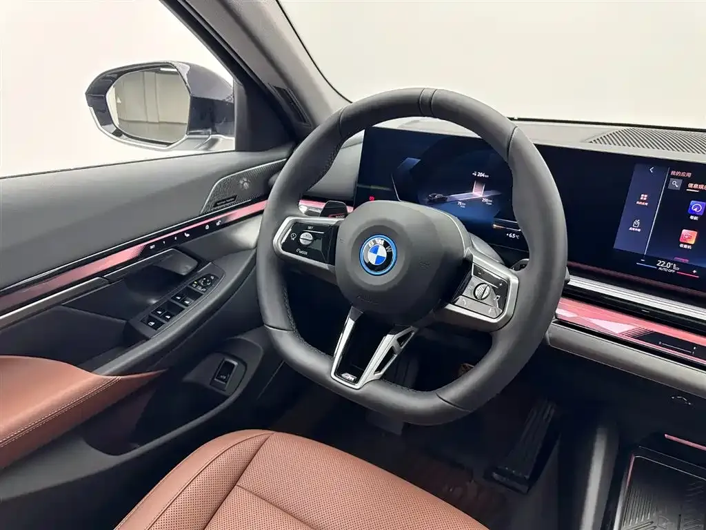 BMW i5 2025 из CN, фото 9