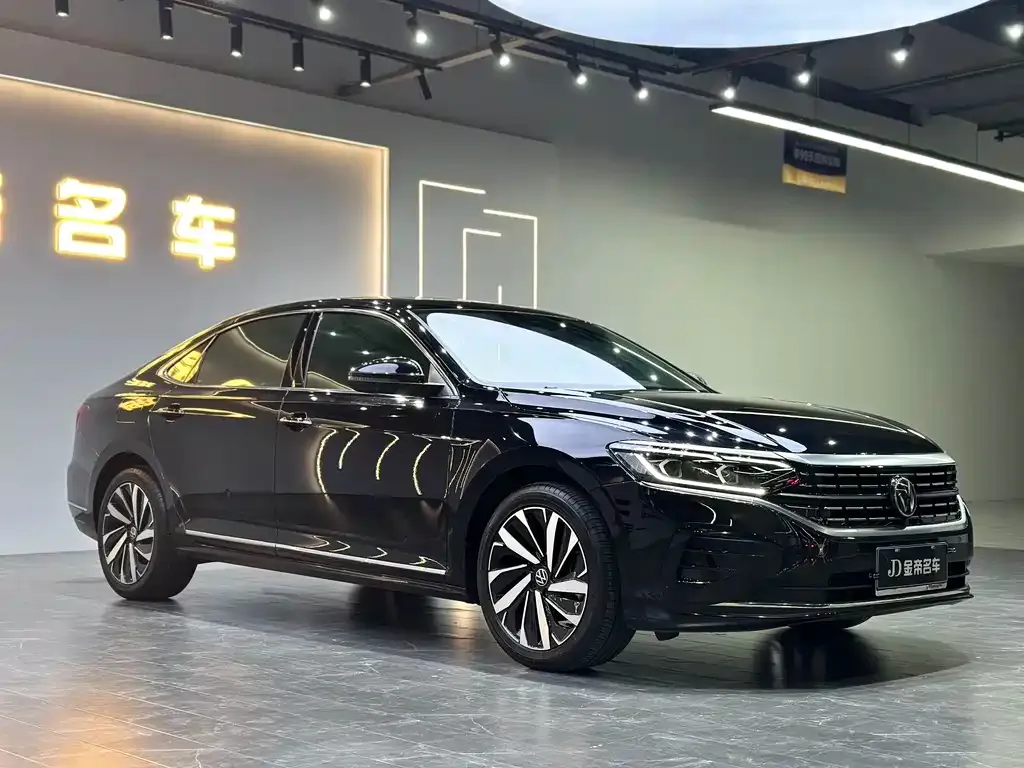 Volkswagen Passat — фото 2