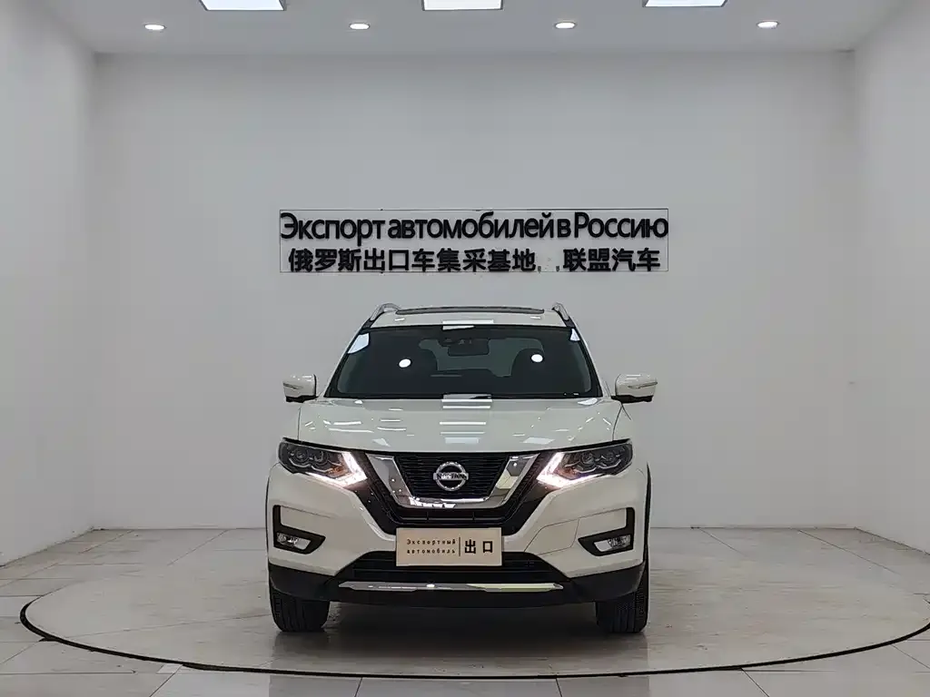 Nissan X-Trail — фото 6