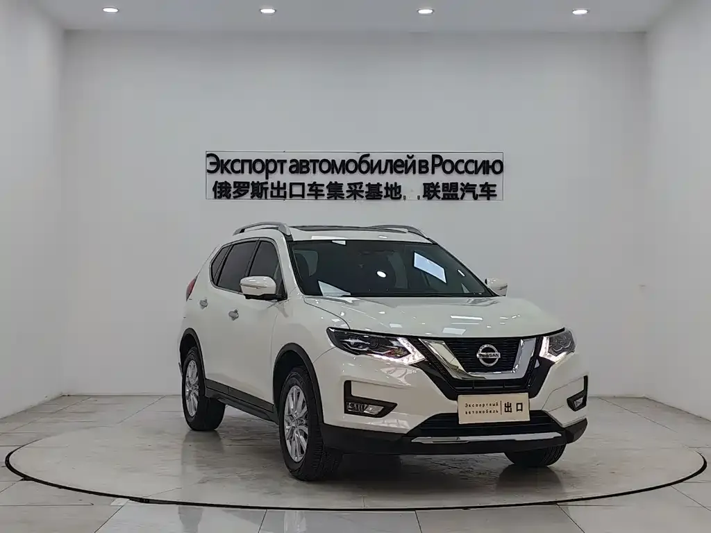 Nissan X-Trail — фото 8