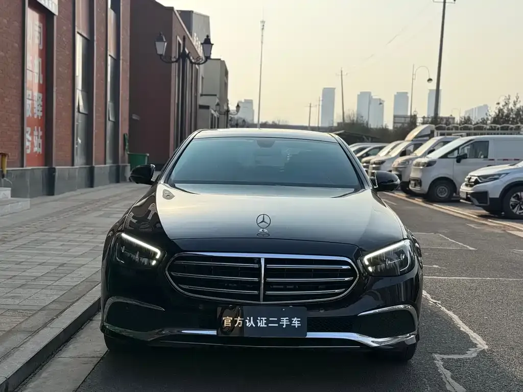 Mercedes-Benz E-Class 2022 из CN, фото 2