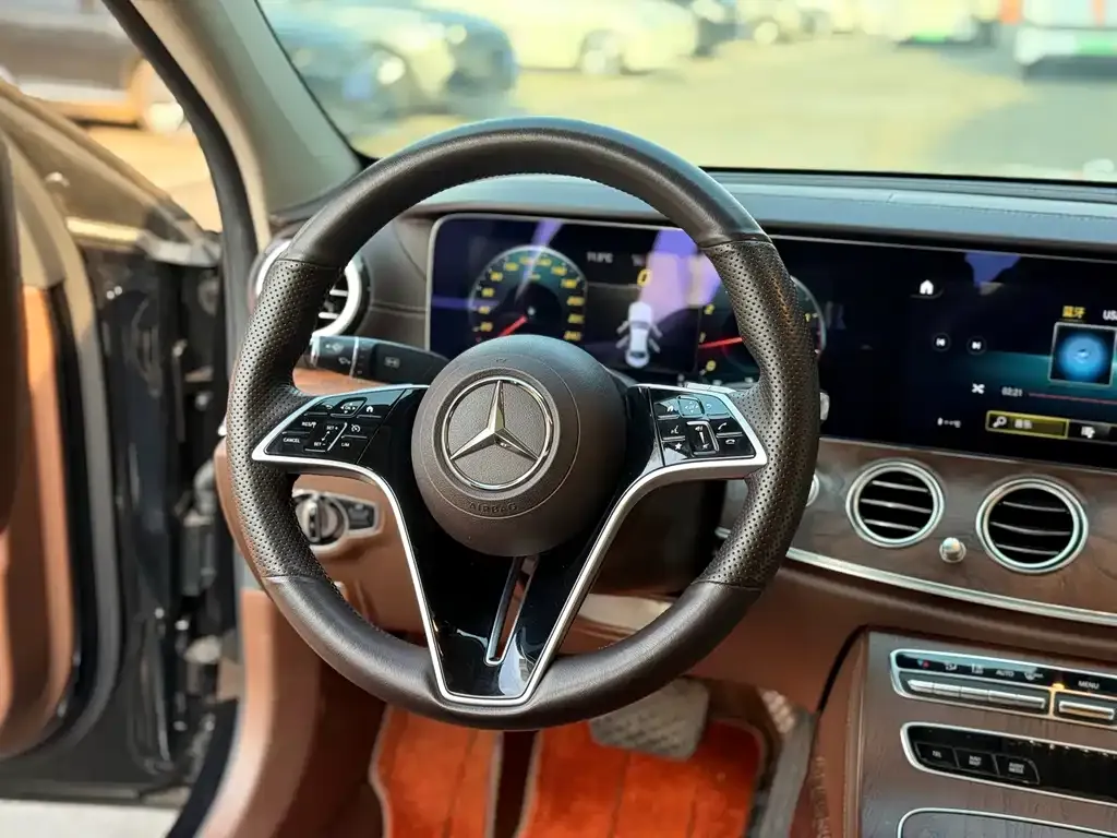 Mercedes-Benz E-Class 2022 из CN, фото 3