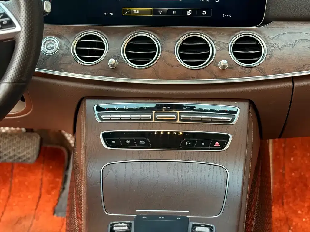 Mercedes-Benz E-Class 2022 из CN, фото 6