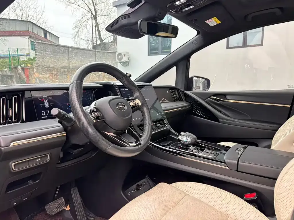 GAC Motor Trumpchi M8 — фото 9