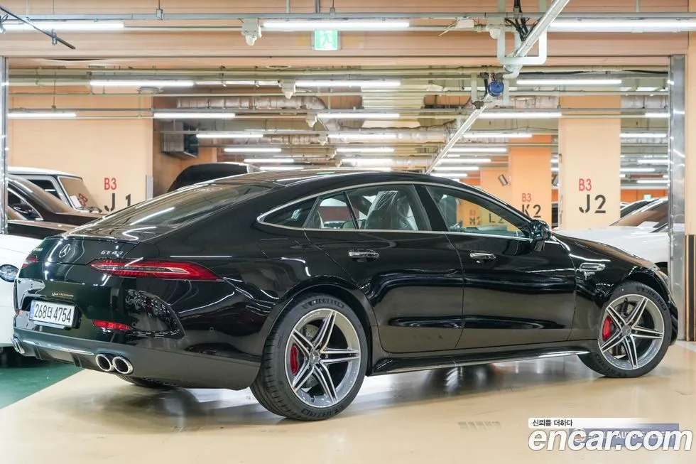 Mercedes-Benz AMG GT — фото 7