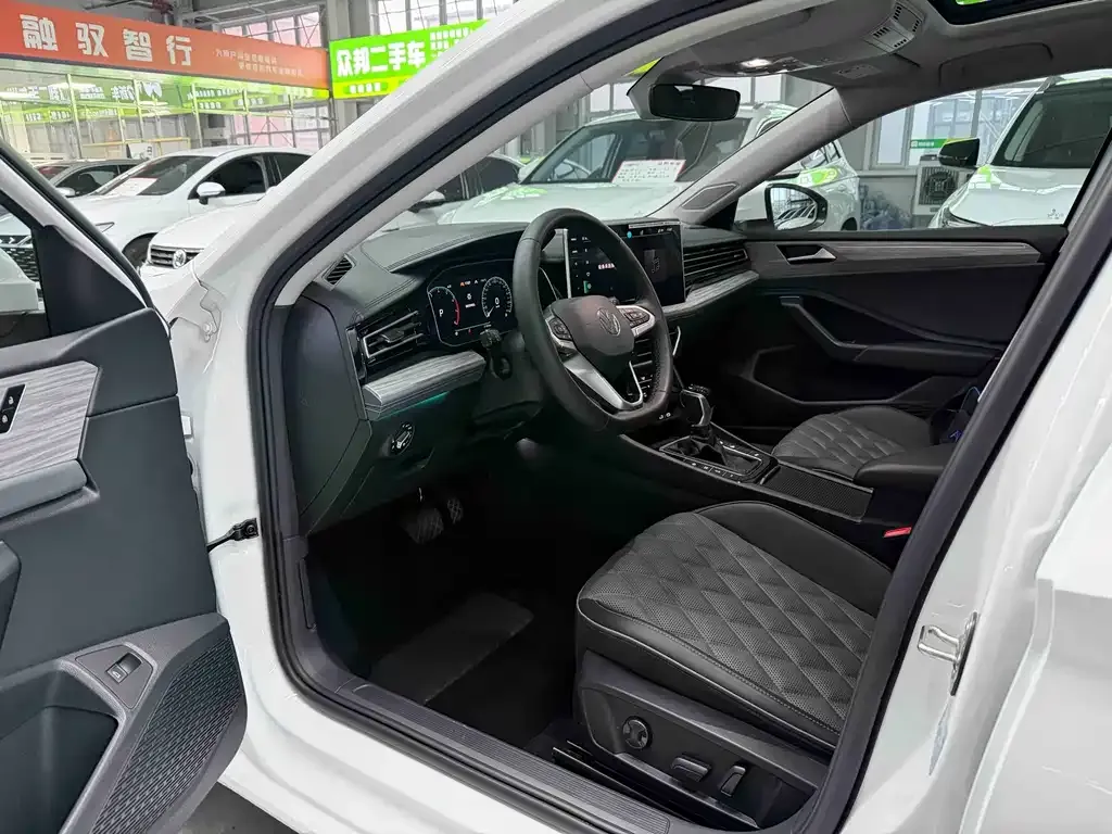 Volkswagen Sagitar 2022 из CN, фото 6
