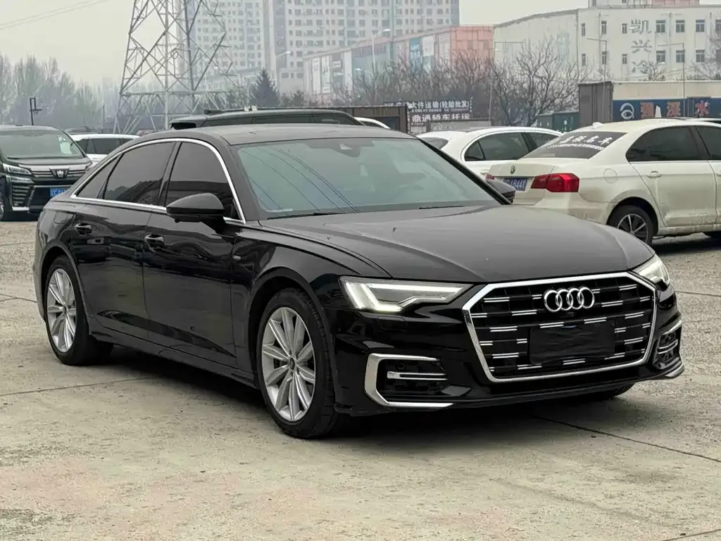 Audi A6L — фото 5