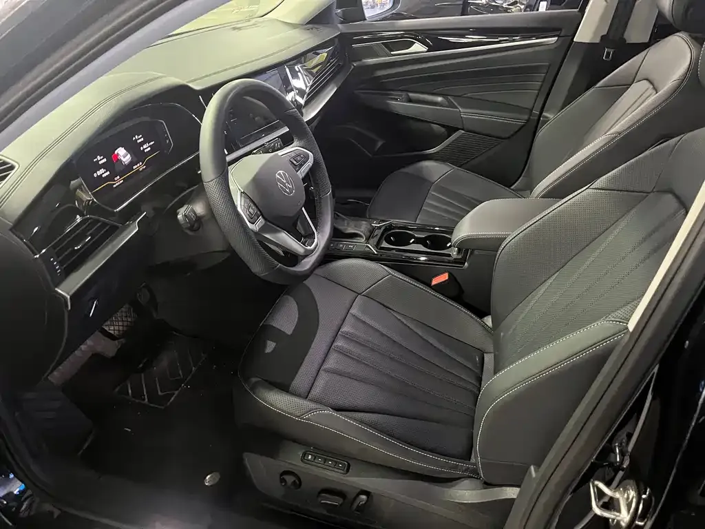 Volkswagen Passat 2025 из CN, фото 3