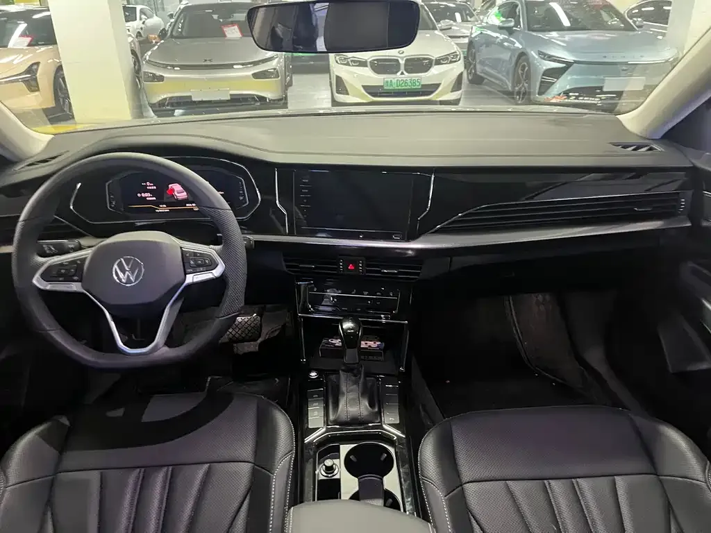 Volkswagen Passat 2025 из CN, фото 4