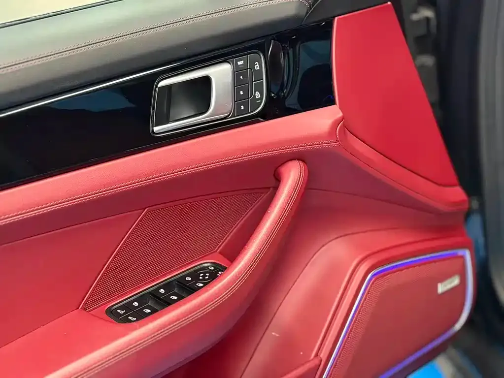 Porsche Panamera — фото 10