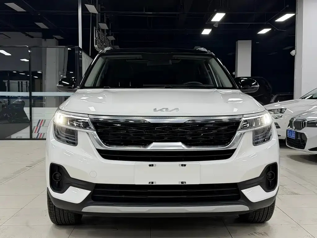 Kia KX3 2022 из CN, фото 6
