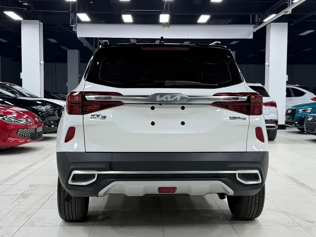 Kia KX3 2022 из CN, фото 7
