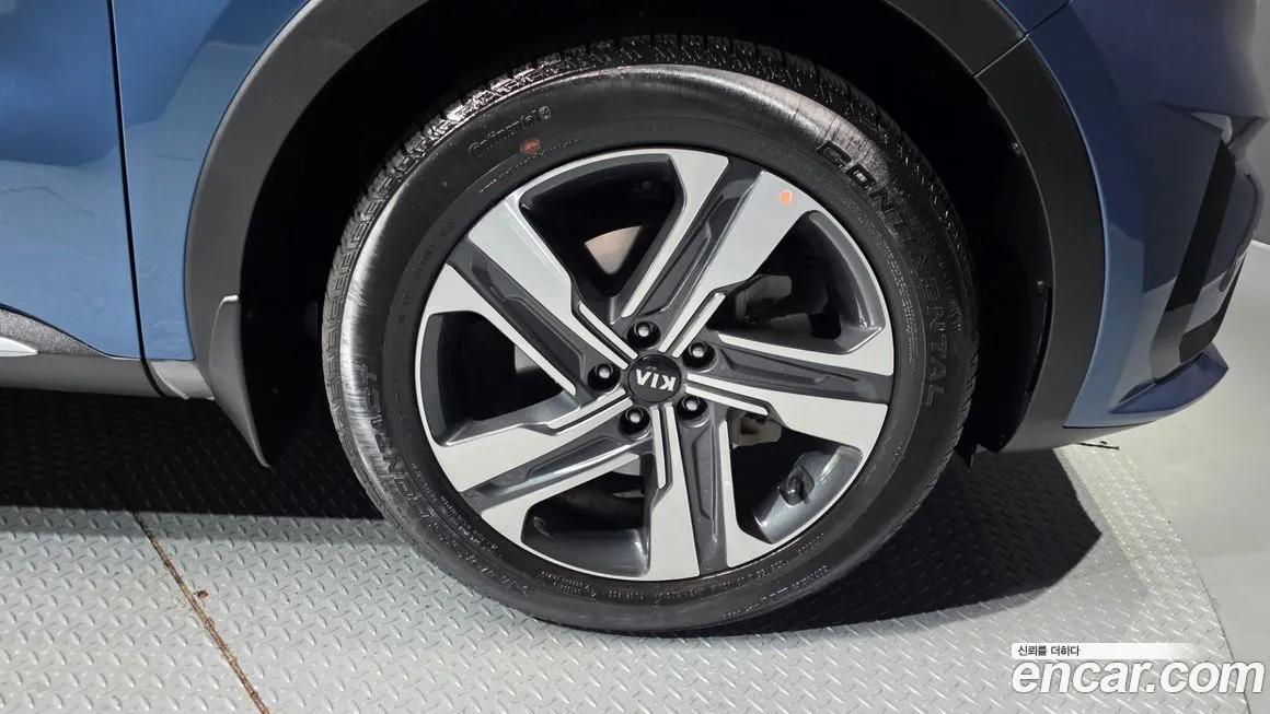 Kia Sorento — фото 9