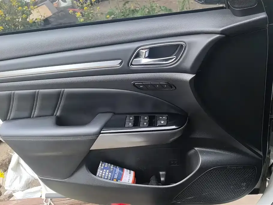 GAC Motor Trumpchi GS8 — фото 3