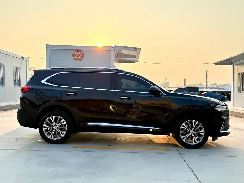 Buick Envision Plus — фото 3