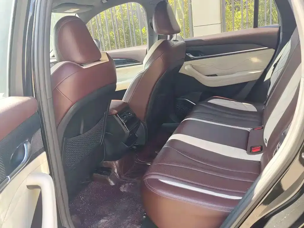 Geely Xingyue L 2022 из CN, фото 7