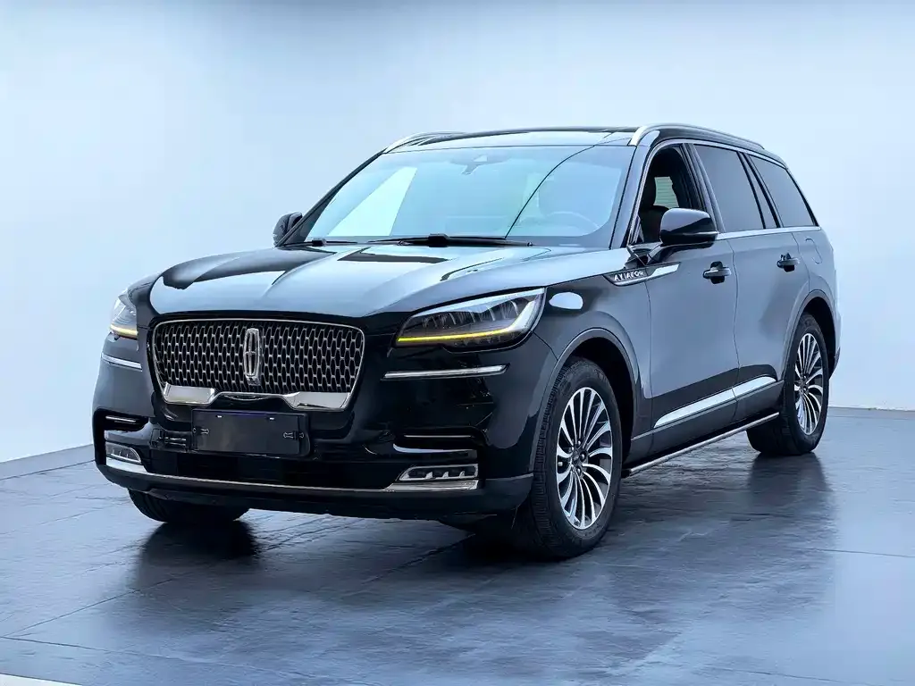 Lincoln Aviator — фото 1