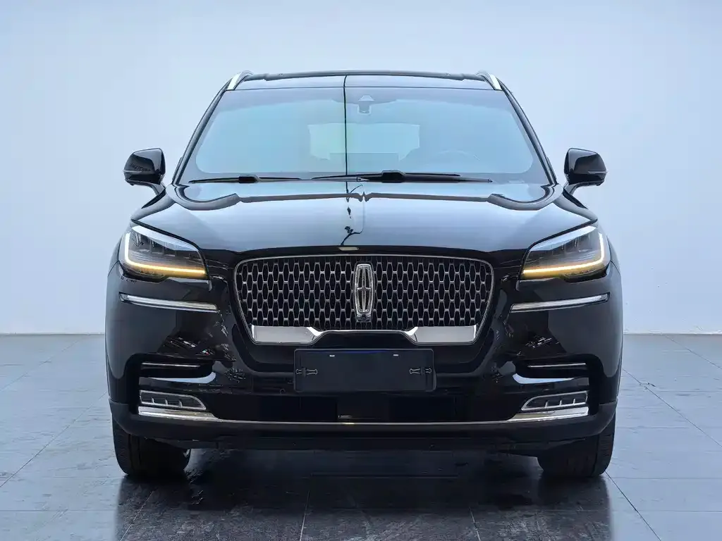 Lincoln Aviator — фото 2