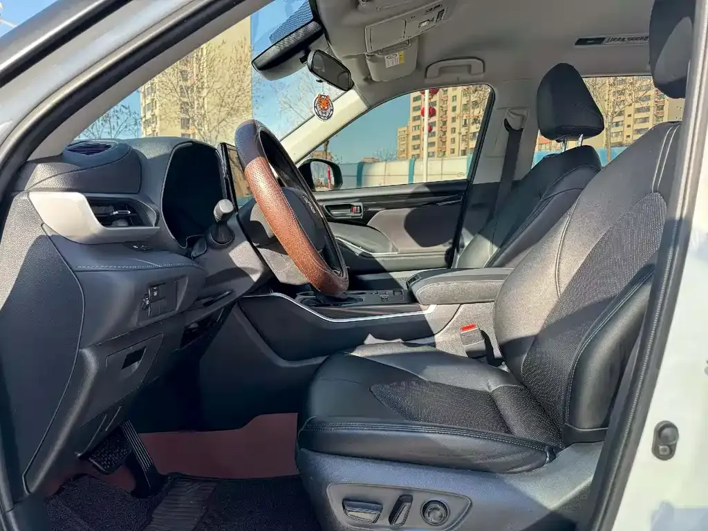 Toyota Highlander 2025 из CN, фото 7