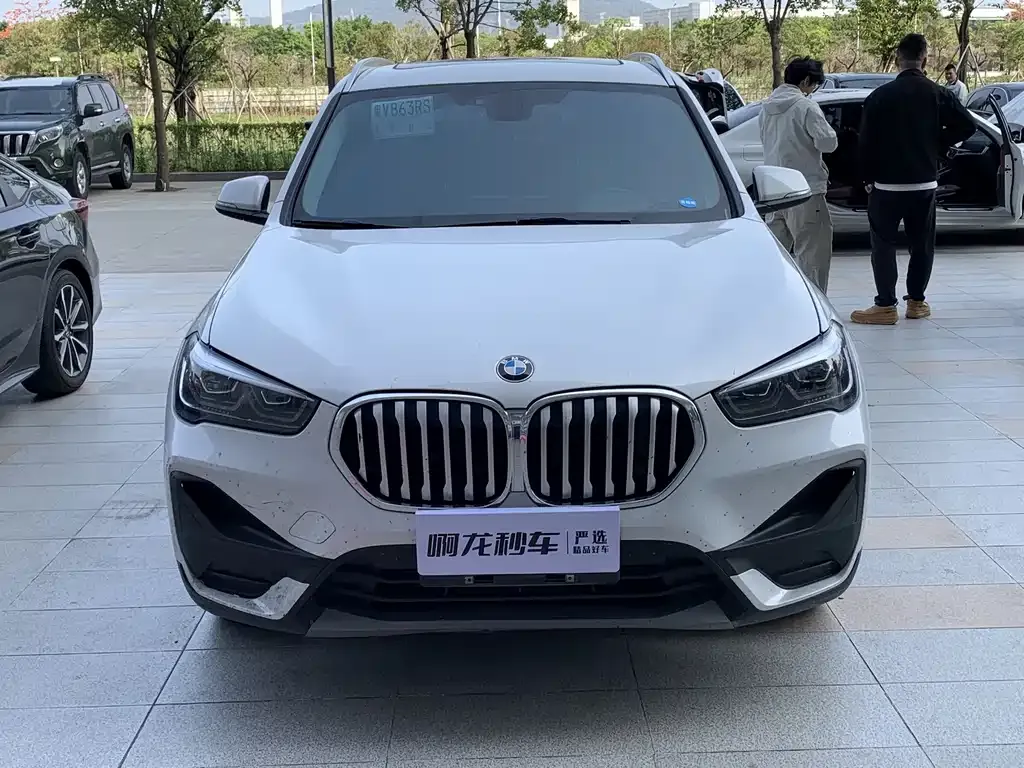 BMW X1 2021 из CN, фото 4