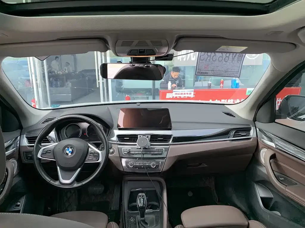 BMW X1 2021 из CN, фото 3
