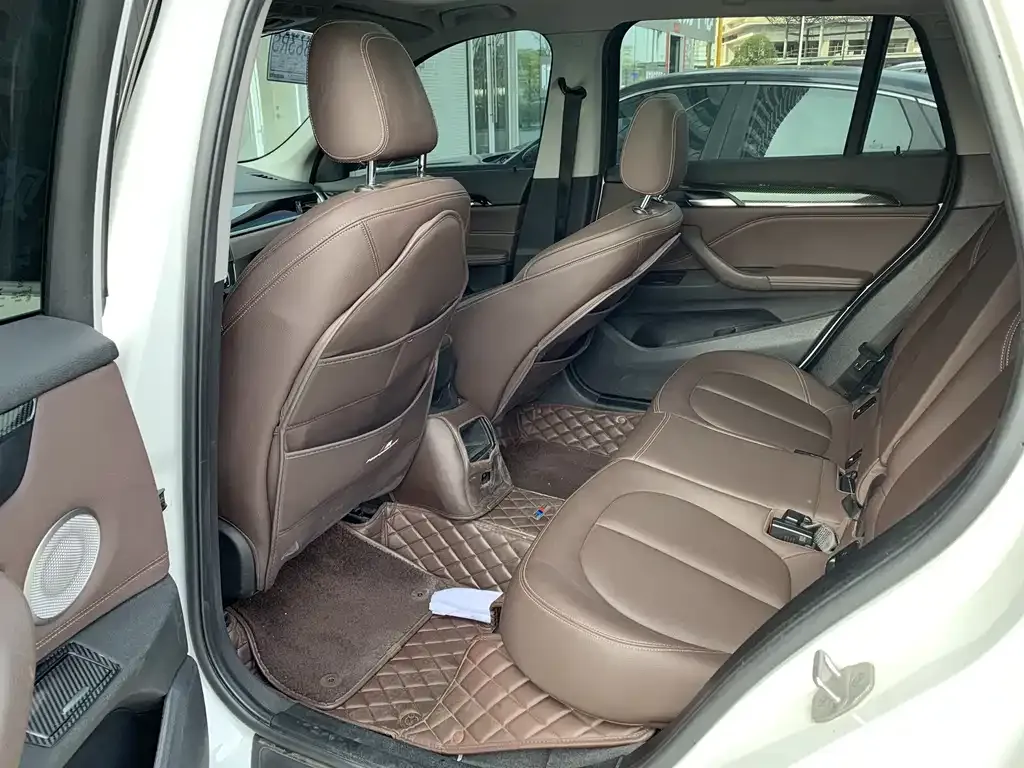 BMW X1 2021 из CN, фото 2