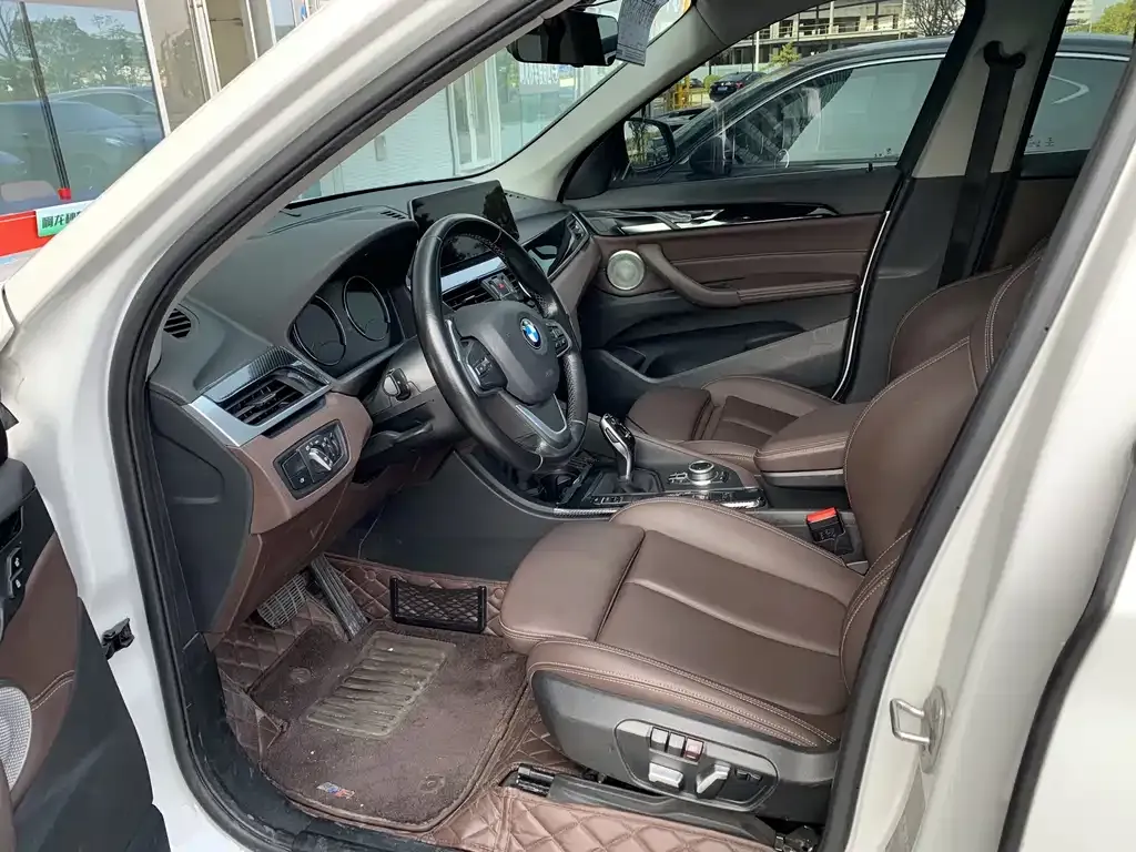 BMW X1 2021 из CN, фото 5