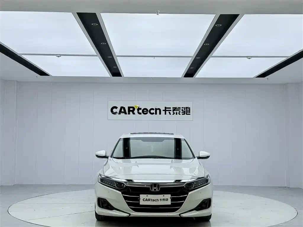 Honda Accord — фото 2