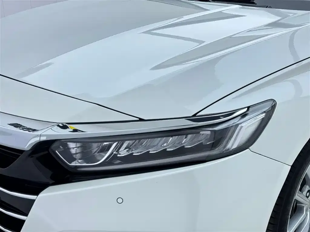 Honda Accord — фото 3