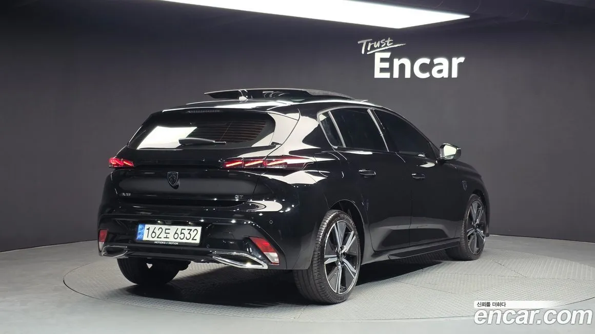 Peugeot 308 2022 из KR, фото 2