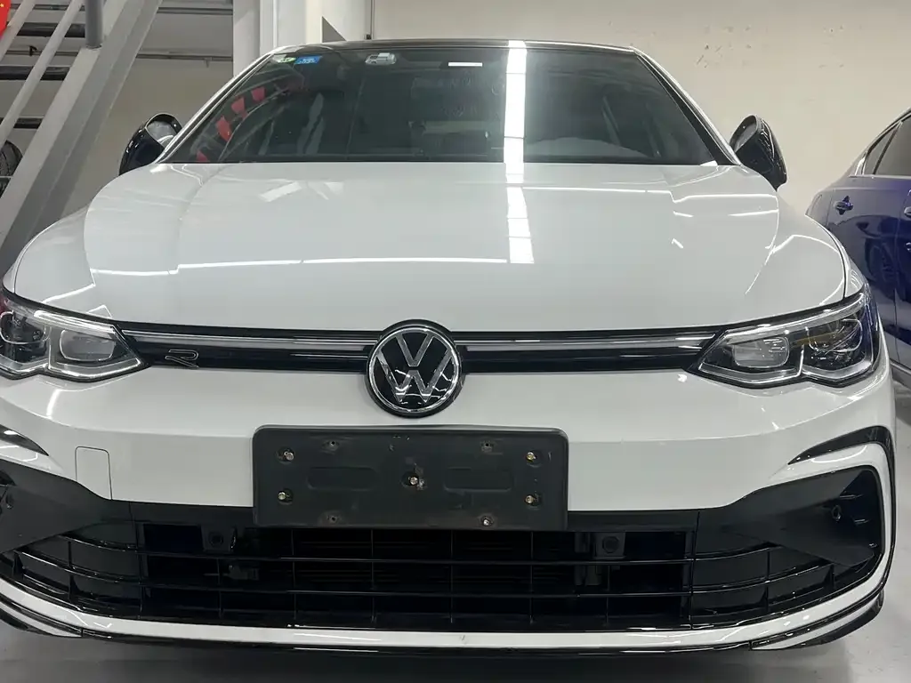 Volkswagen Golf 2023 из CN, фото 6