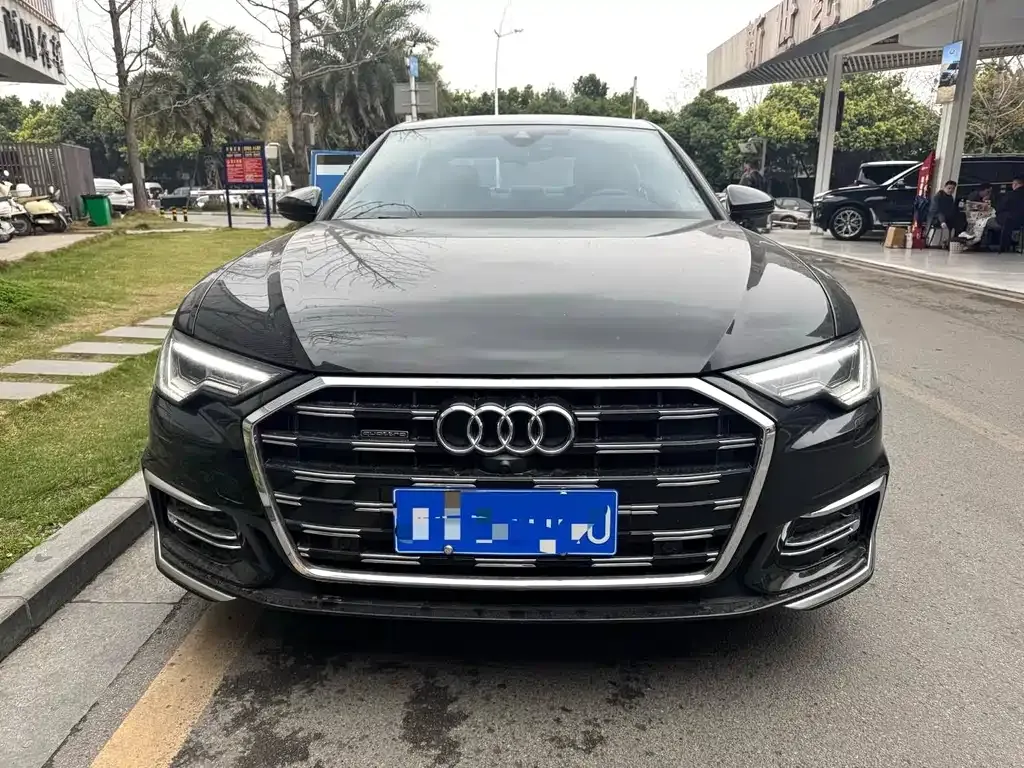 Audi A6L — фото 5