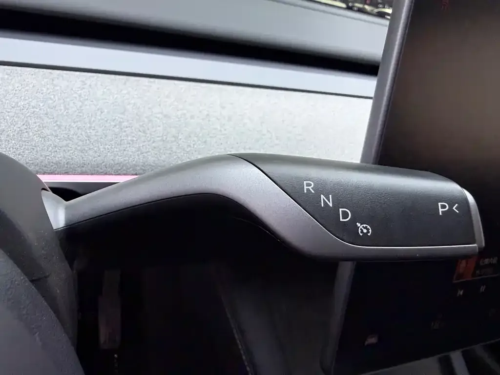 Tesla Model Y 2024 из CN, фото 2