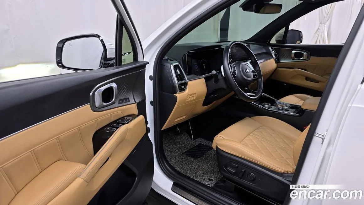 Kia Sorento — фото 5